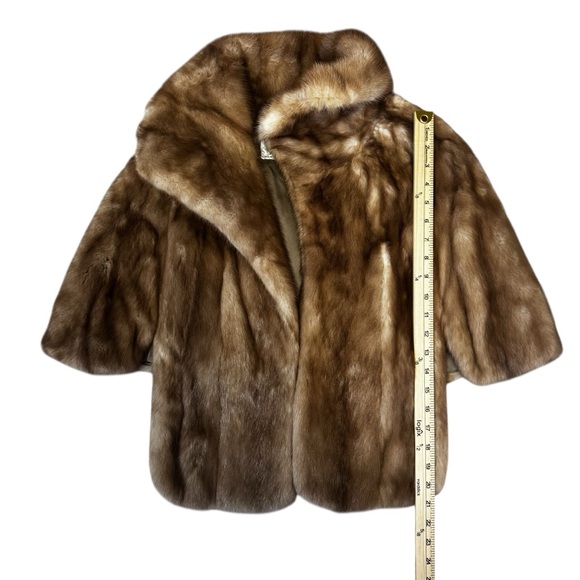 Vintage Mr. Leonard The New York Fur Shop of South Bend Brown Mink Cape Shawl - Picture 9 of 12